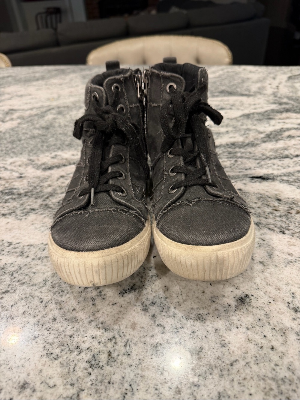 Kids High-Top Canvas Sneakers in Black - Picture 1 of 4